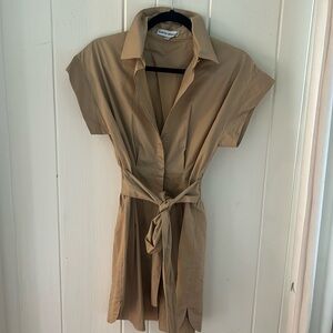 Karina Grimaldi ran short dress